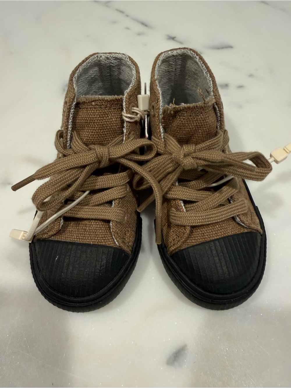 Zara High-Top Sneakers (Baby/Toddler 6.5)